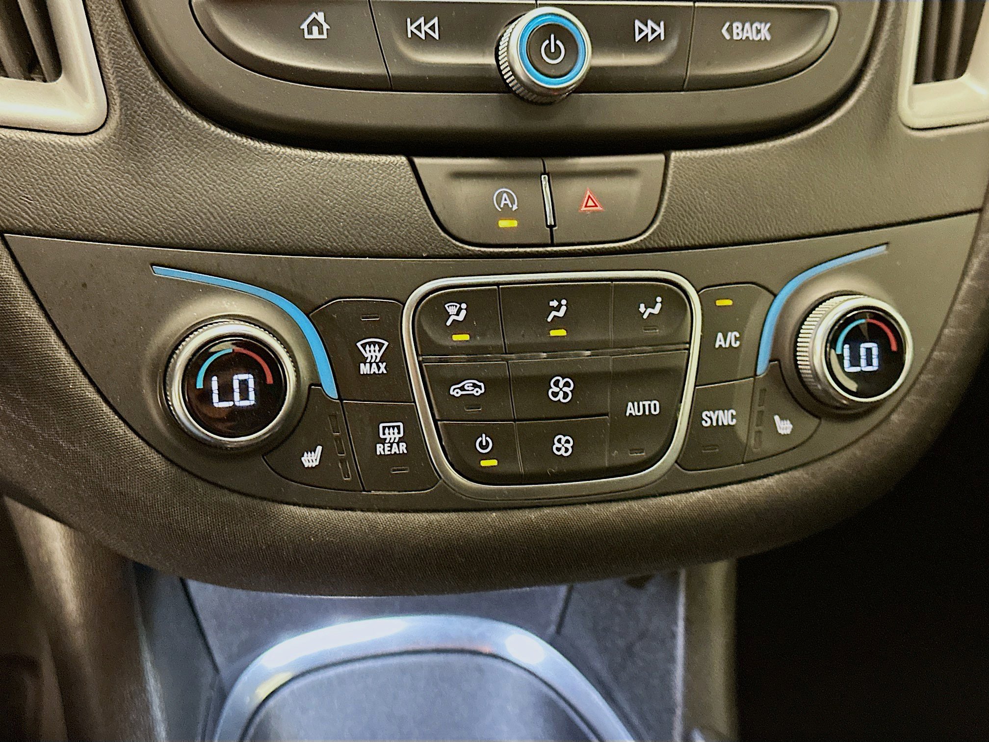 Used 2024 Chevrolet Malibu LT FWD image 24