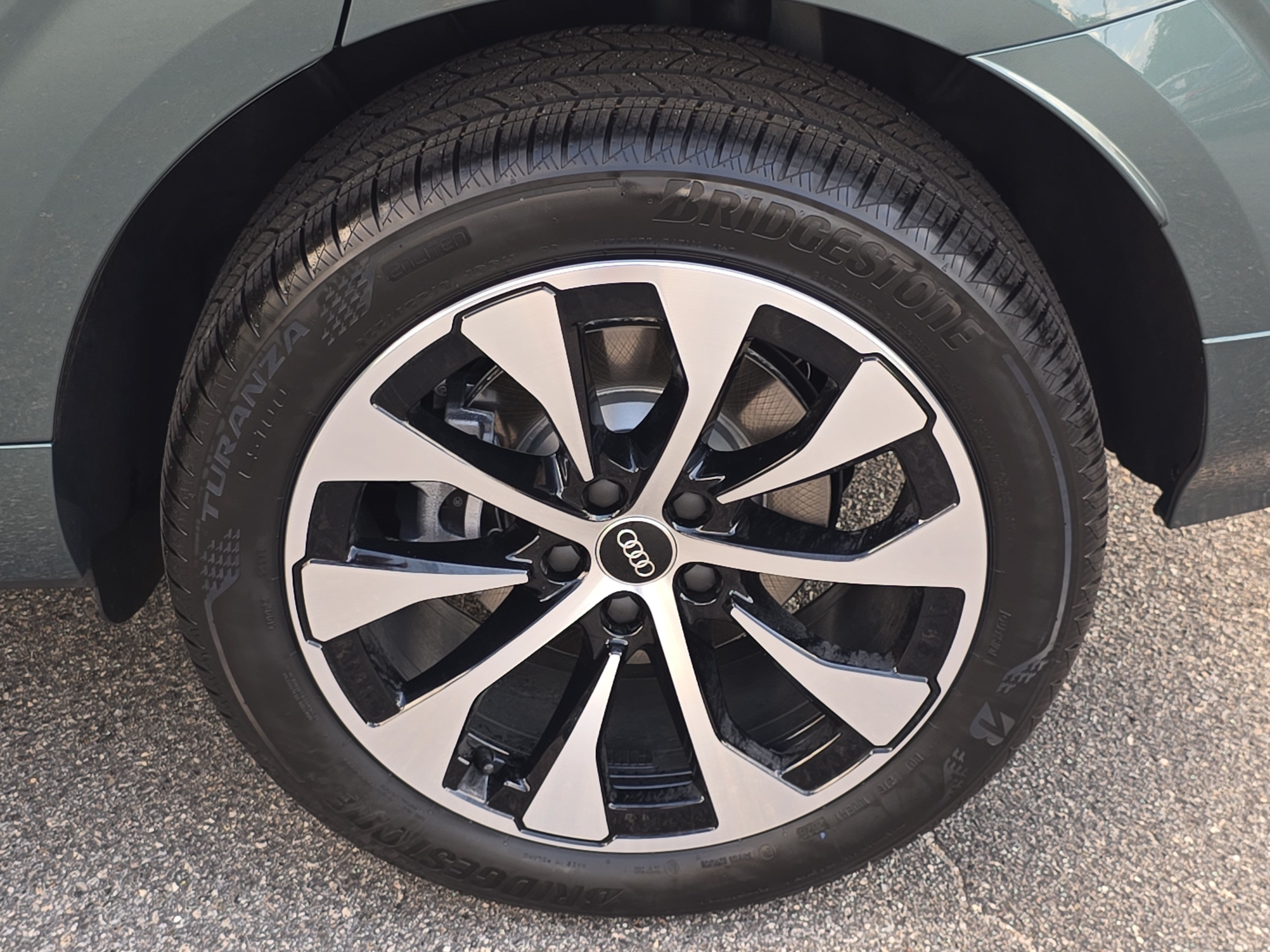 New 2026 Audi Q3 quattro 2.0T AWD/4WD image 34