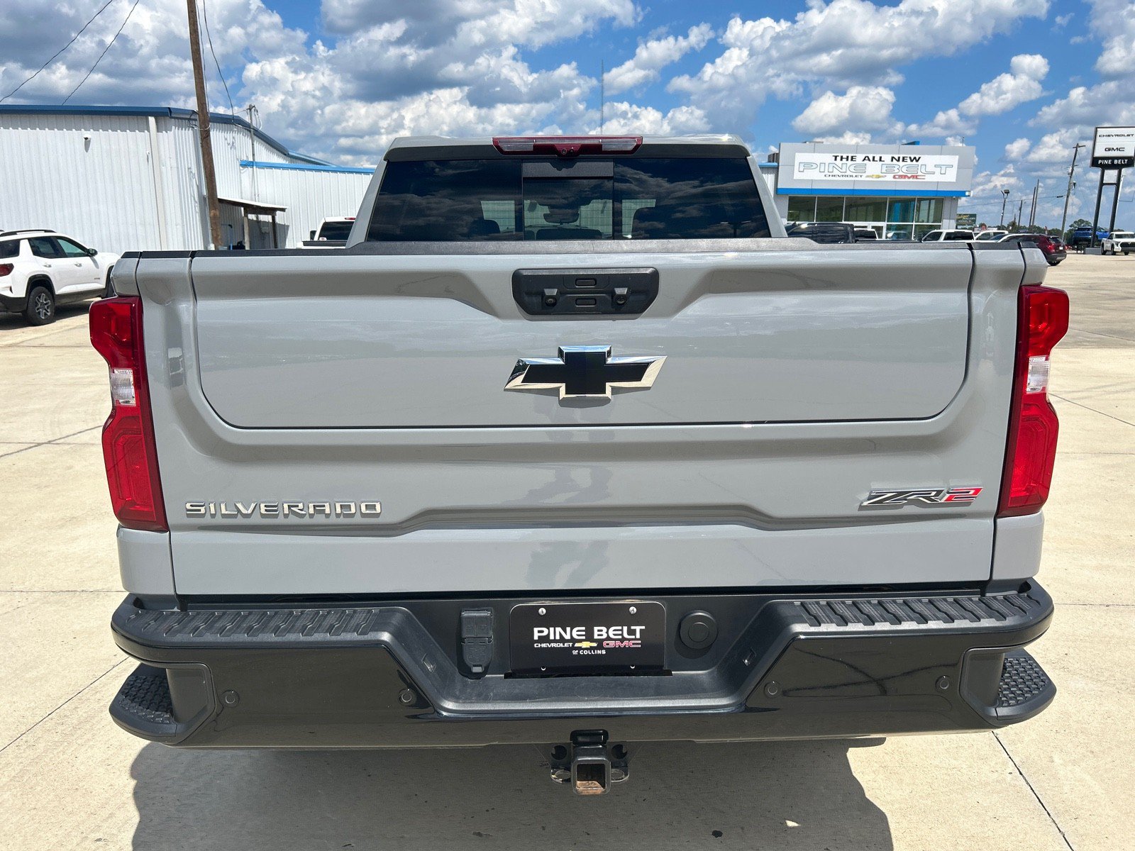 Used 2024 Chevrolet Silverado 1500 ZR2 w/ Technology Package AWD/4WD image 6