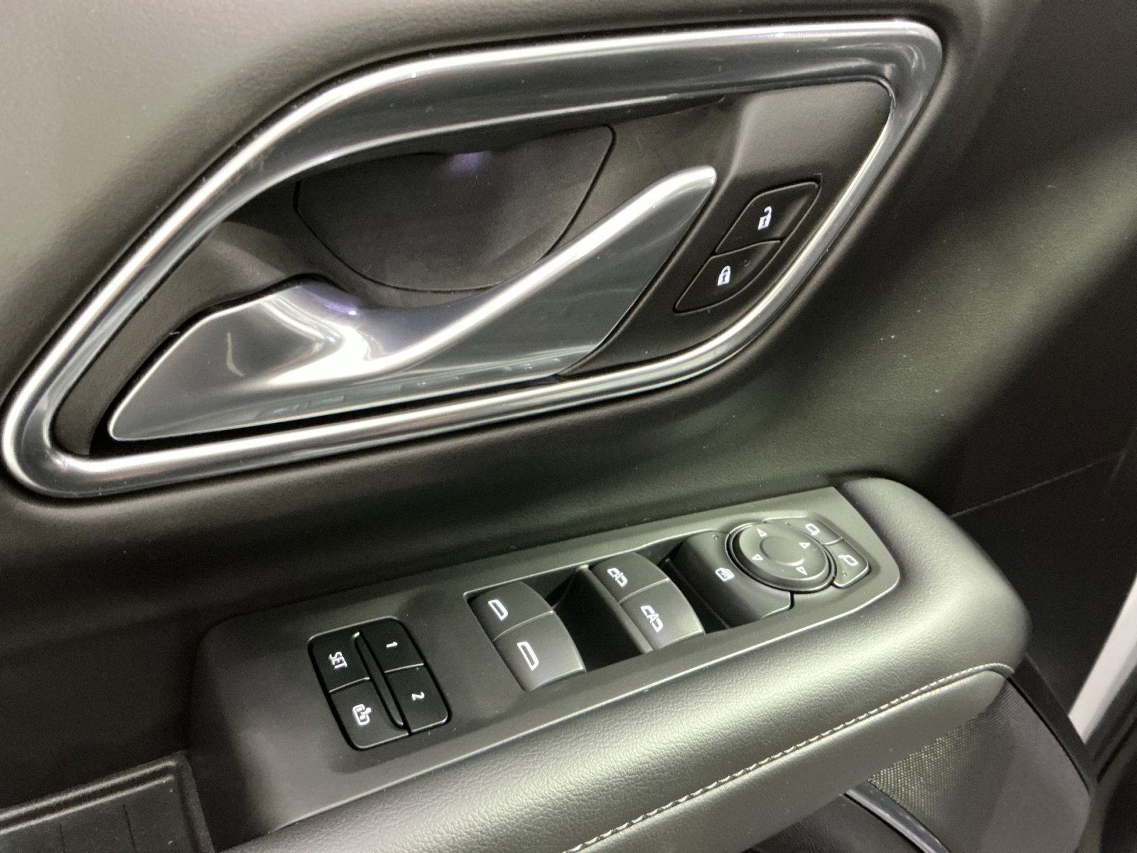 Used 2024 Chevrolet Tahoe LT image 23