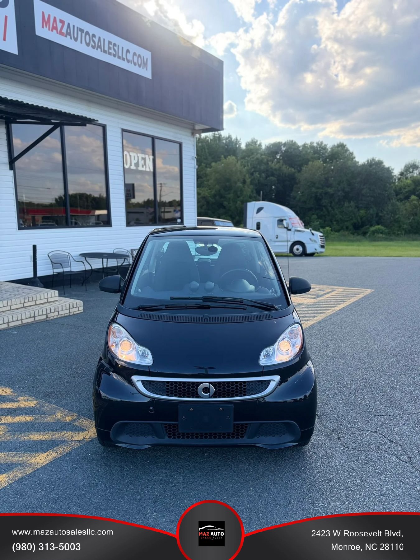 Used 2016 smart fortwo electric drive RWD image 2