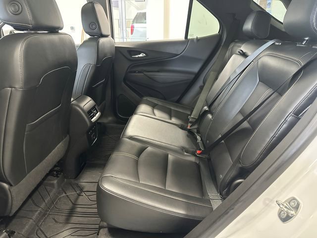 Used 2023 Chevrolet Equinox Premier AWD/4WD image 31