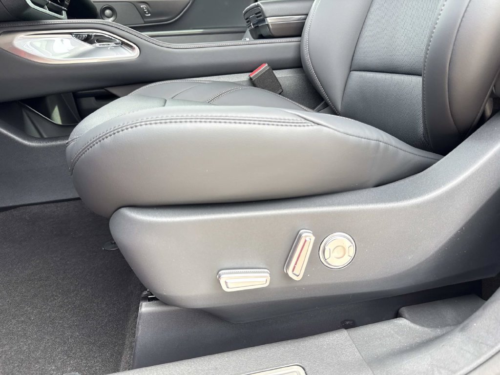 New 2026 Lincoln Nautilus Premier w/ Equipment Group 102A AWD/4WD image 20