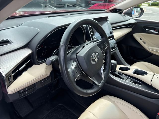 Used 2019 Toyota Avalon XLE w/ Moonroof Package image 14