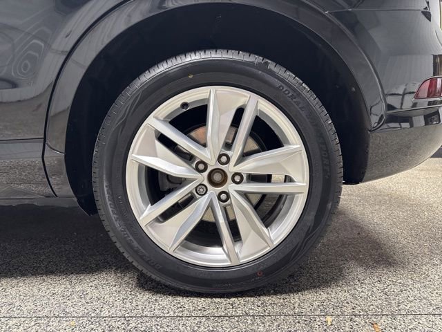 Used 2018 Audi Q3 2.0T Premium Plus w/ Premium Plus Package image 18