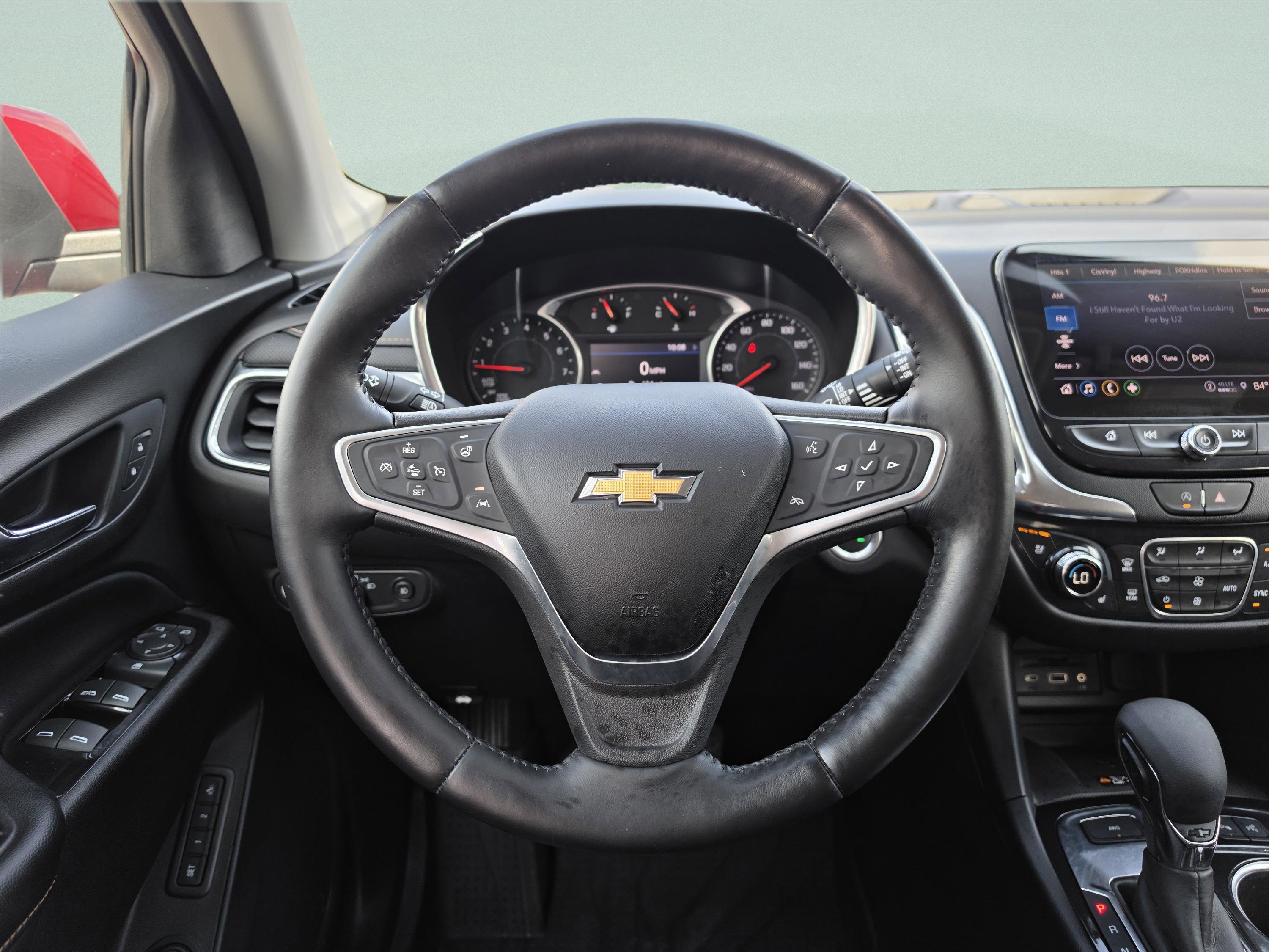 Used 2022 Chevrolet Equinox Premier AWD/4WD image 17