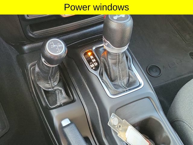 Used 2024 Jeep Wrangler Unlimited w/ Convenience Group AWD/4WD image 19