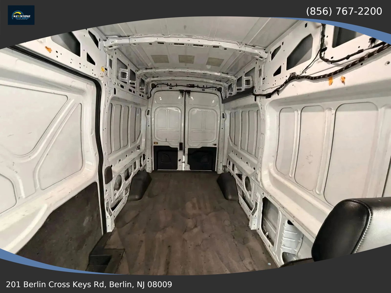 Used 2022 Ford Transit 250 148 High Roof AWD image 28