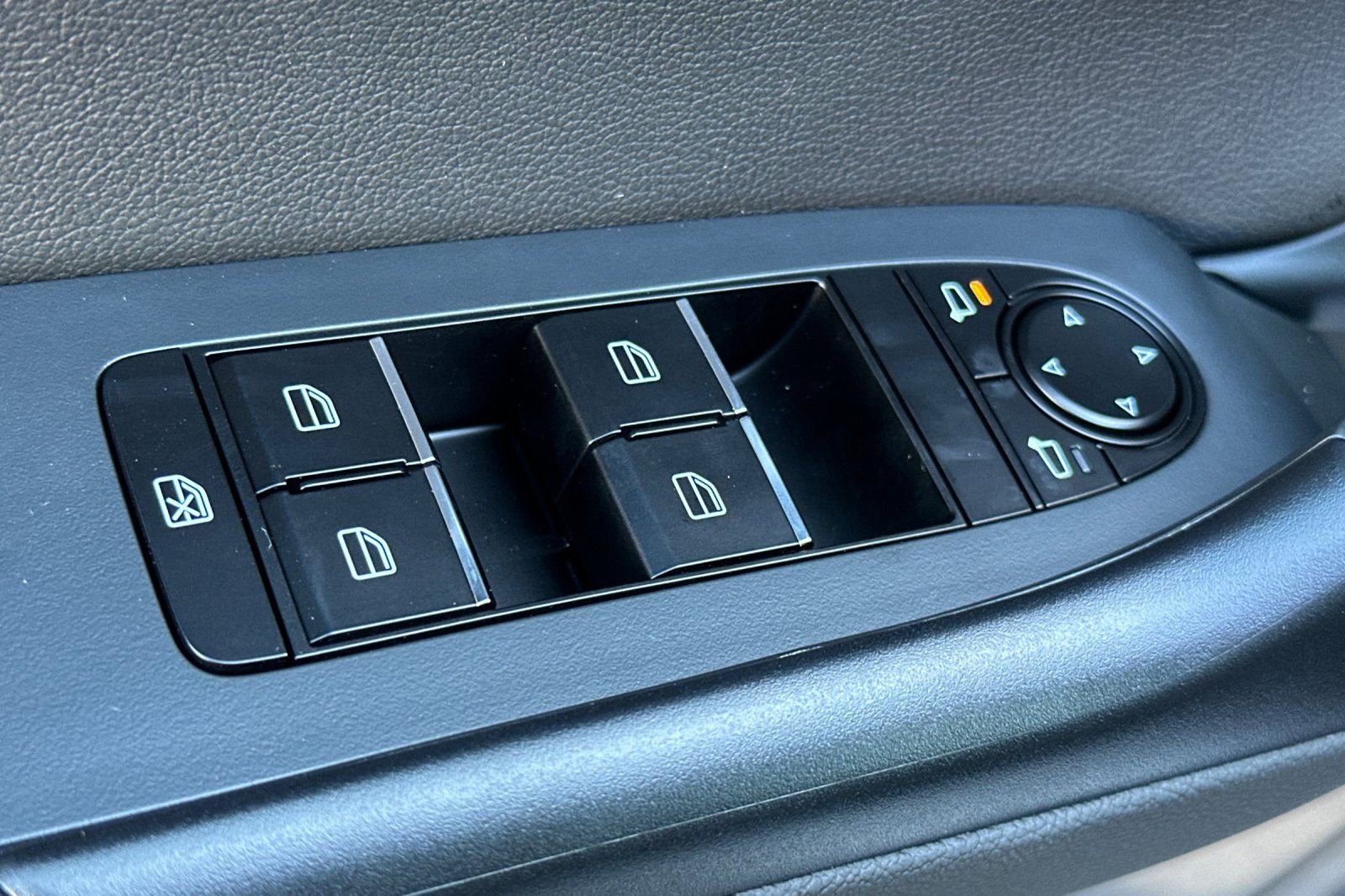 New 2026 MAZDA CX-50 AWD 2.5 Hybrid w/ Weather Package image 12