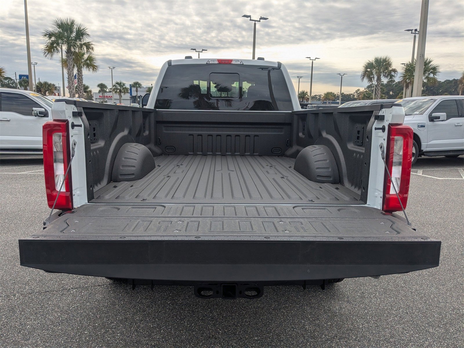 New 2025 Ford F350 XLT image 13