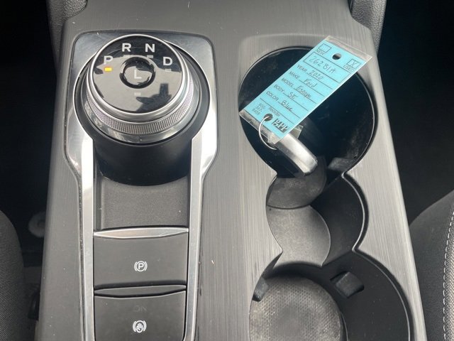 Used 2020 Ford Escape SE image 28