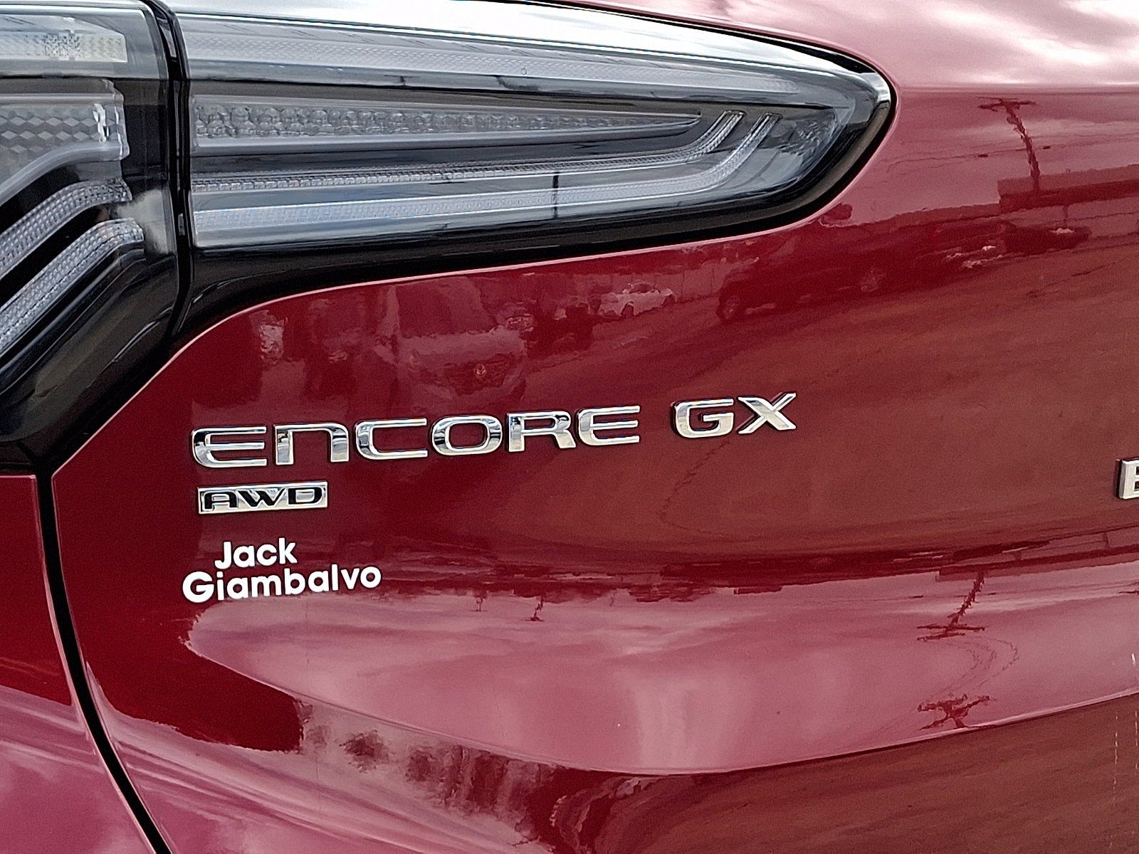 Used 2024 Buick Encore GX Avenir w/ Avenir Technology Package image 31