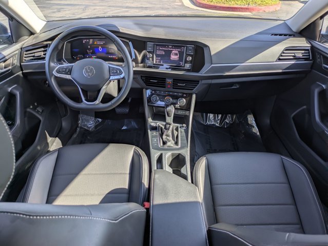 Certified 2024 Volkswagen Jetta SE image 16