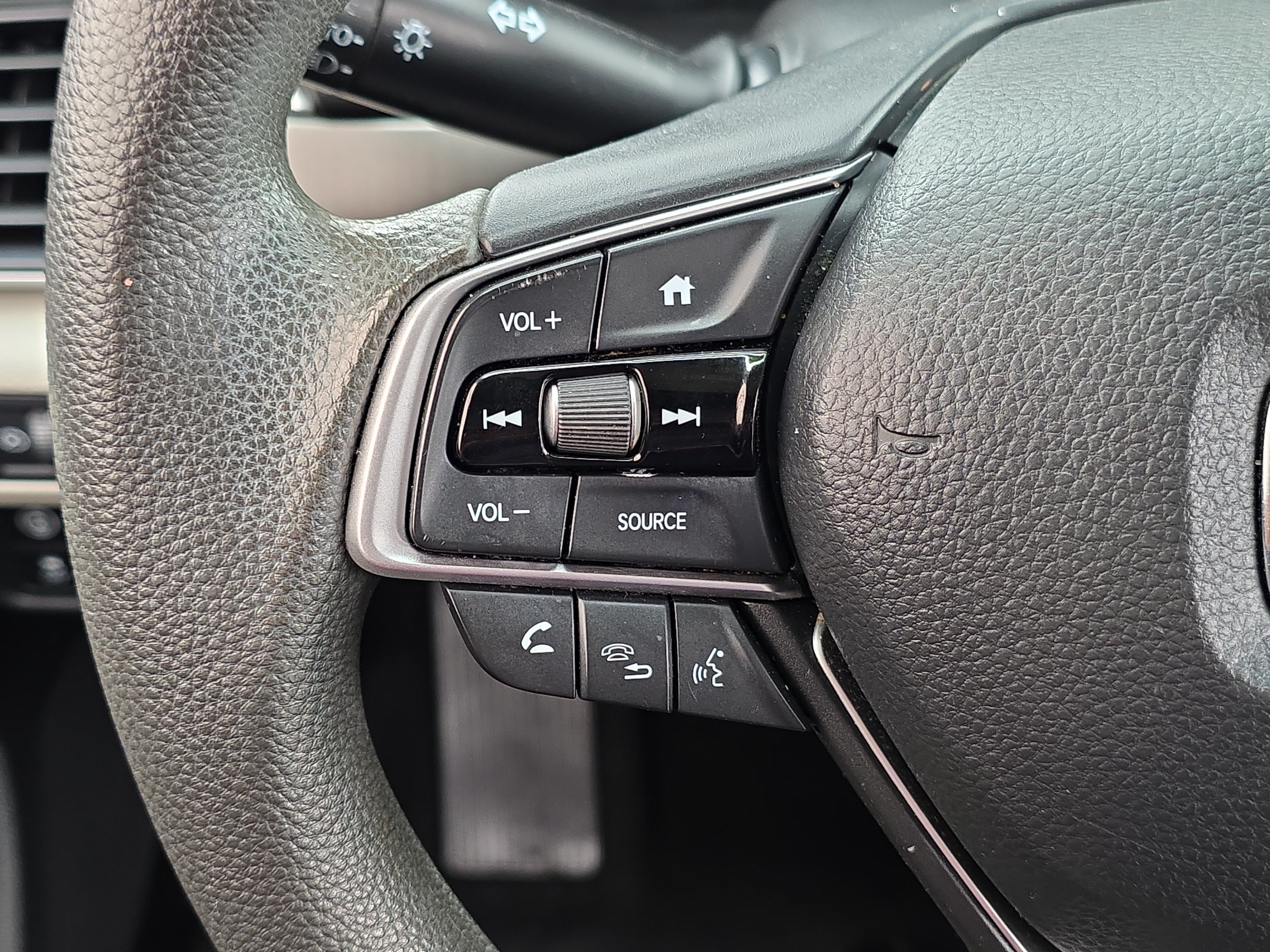 Used 2020 Honda Accord LX image 14