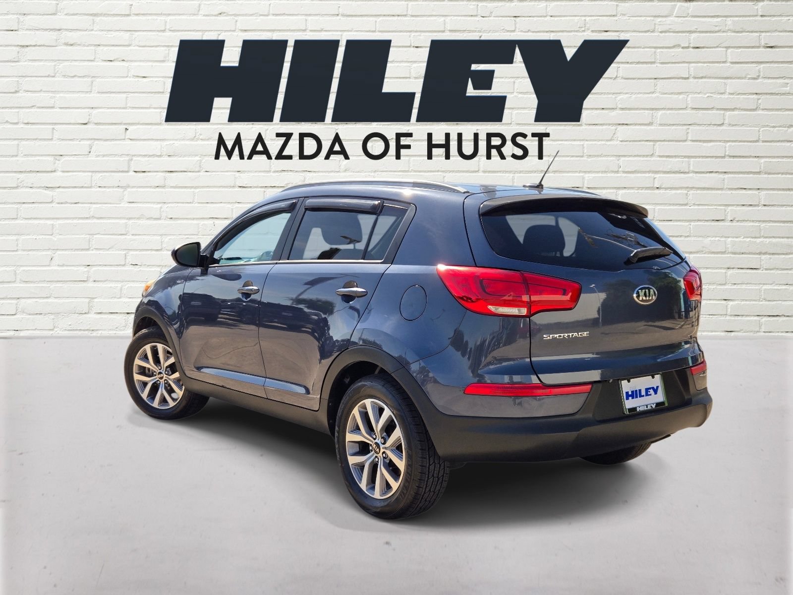 Used 2016 Kia Sportage LX w/ Option Group 017 AWD/4WD image 4