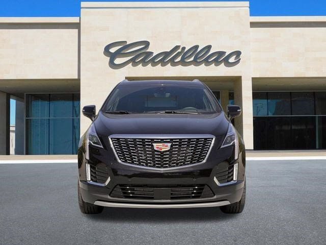 New 2026 Cadillac XT5 Premium Luxury w/ LPO, ONYX Package FWD image 7