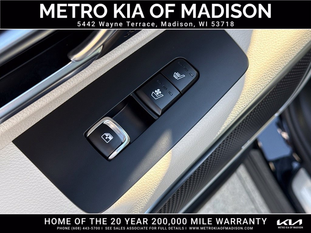 Used 2024 Kia Telluride SX Prestige w/ Towing Package AWD/4WD image 36
