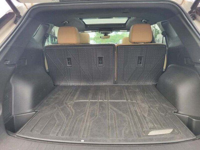 Used 2023 Chevrolet Blazer Premier w/ Driver Confidence II Package FWD image 9