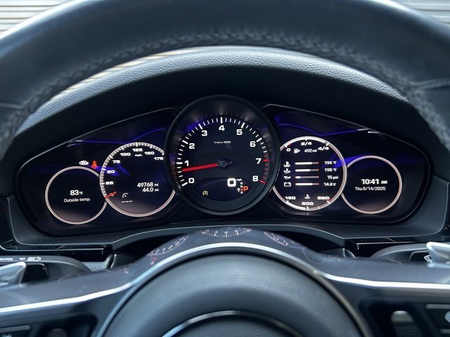 Certified 2022 Porsche Cayenne Platinum Edition image 38