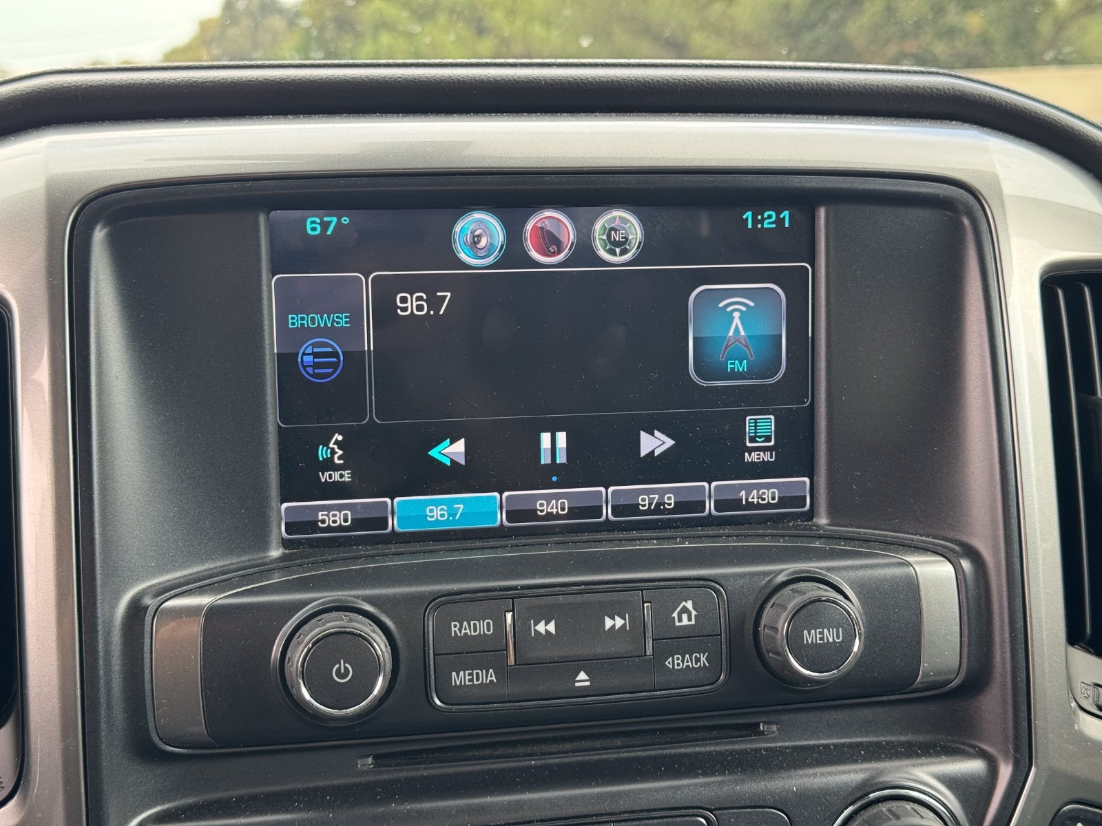 Used 2015 Chevrolet Silverado 1500 LTZ RWD image 16