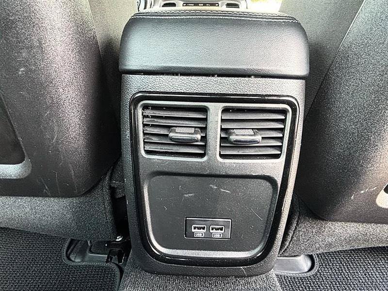 Used 2023 Dodge Charger R/T w/ Blacktop Package RWD image 38