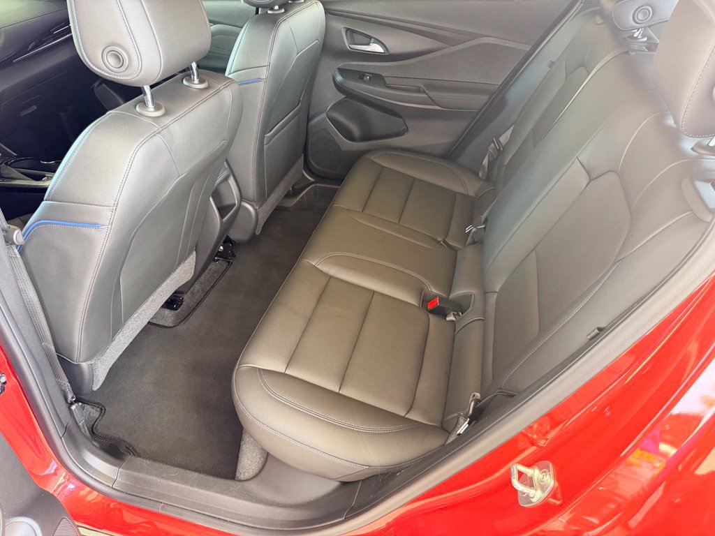 Used 2024 Buick Envista Sport Touring w/ Convenience I Package FWD image 29