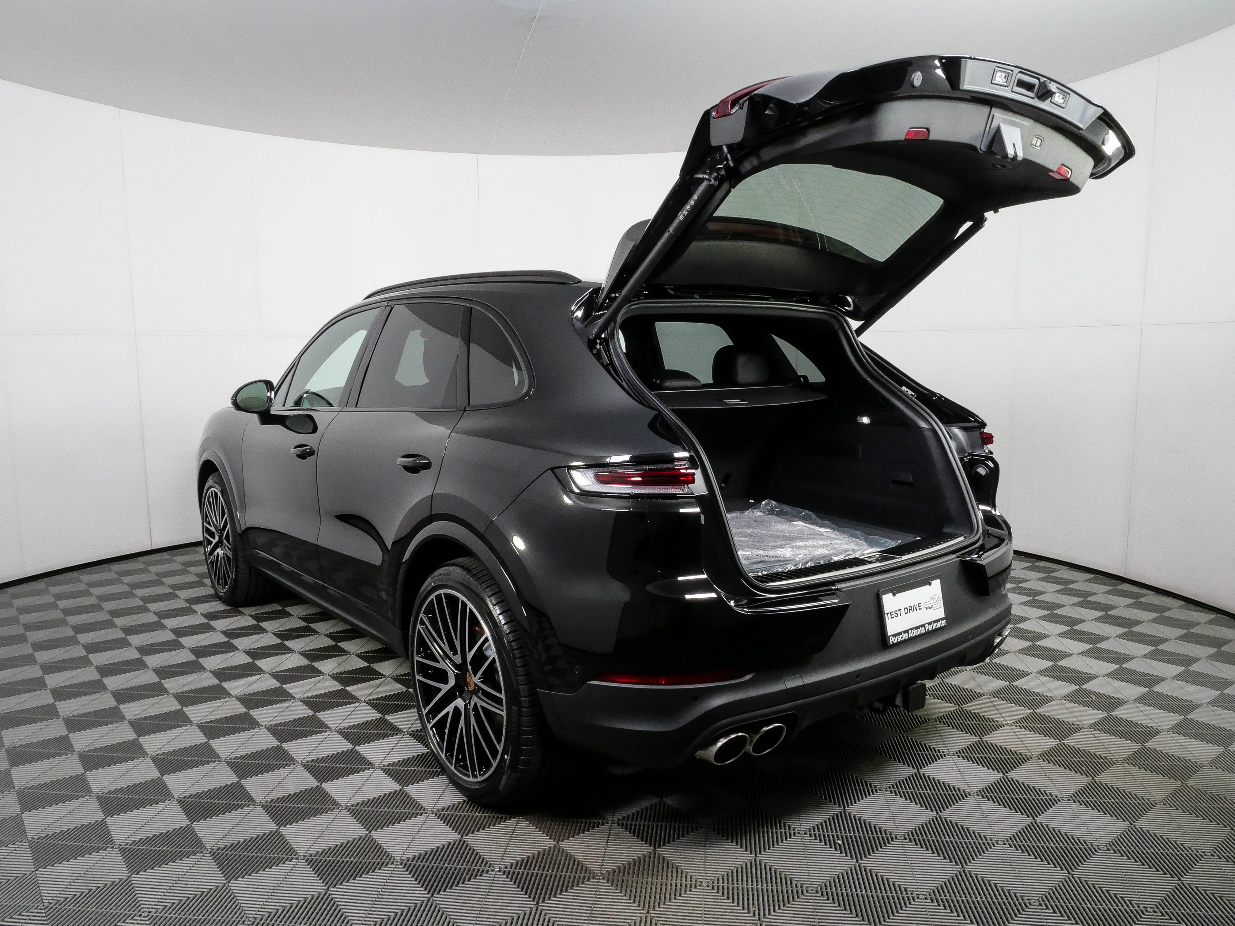 New 2026 Porsche Cayenne S AWD/4WD image 35