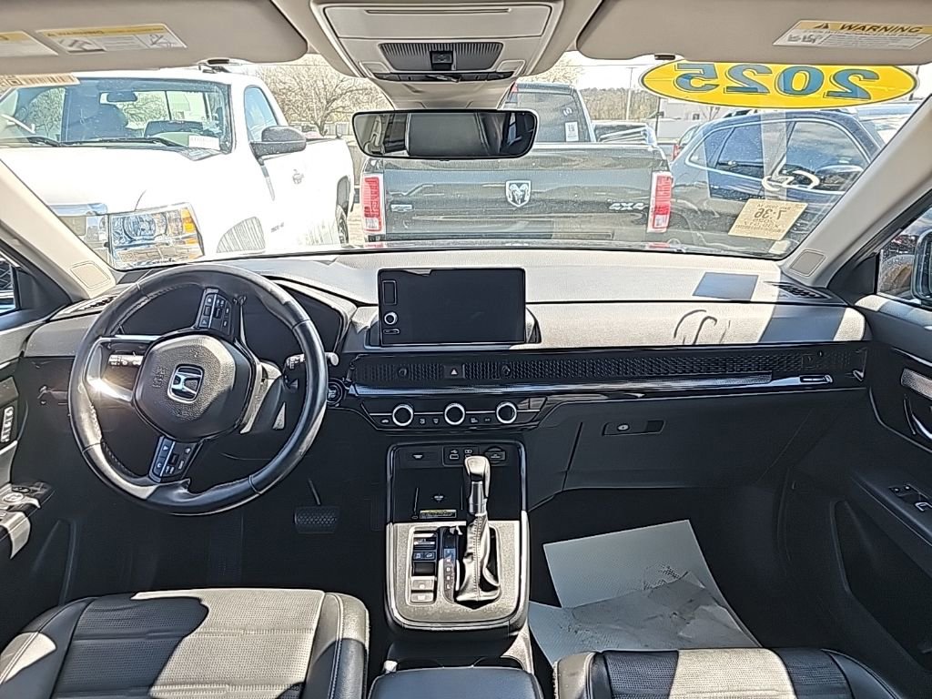 Used 2025 Honda CR-V EX-L image 4