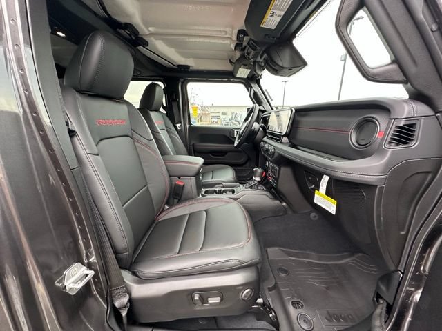 New 2026 Jeep Gladiator Rubicon w/ Steel Power Dome Hood Package AWD/4WD image 27