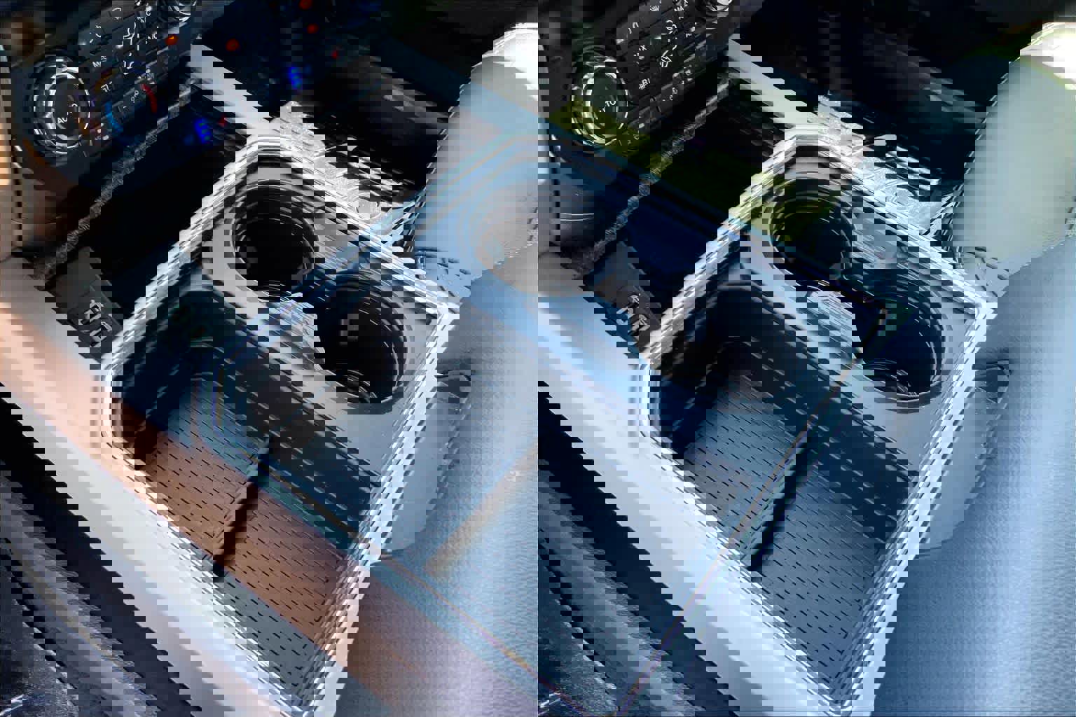 Used 2019 Ford F250 Lariat w/ Lariat Ultimate Package AWD/4WD image 17