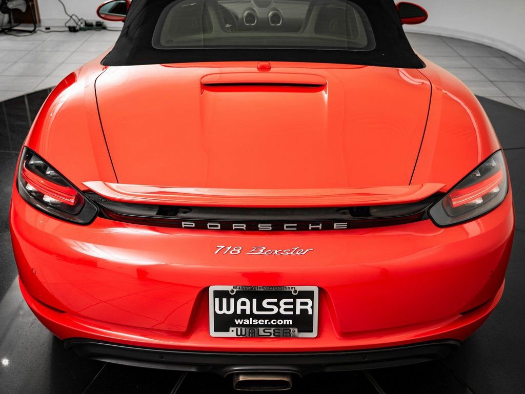 Used 2021 Porsche 718 Boxster image 23