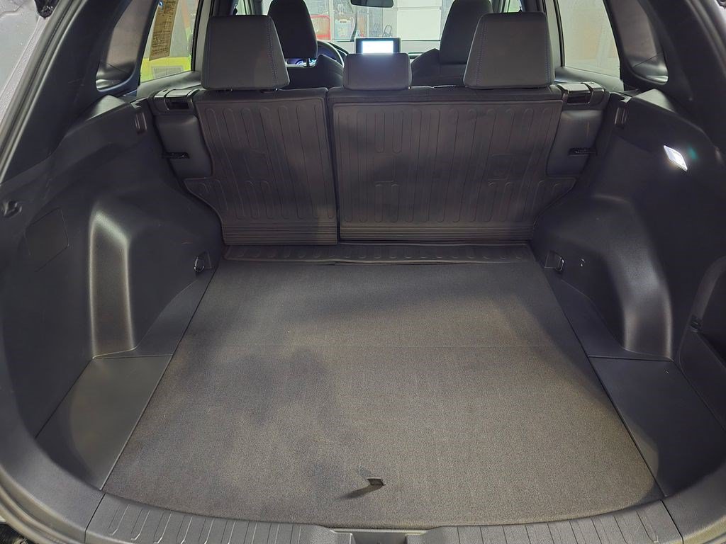 Used 2024 Toyota RAV4 SE AWD/4WD image 37
