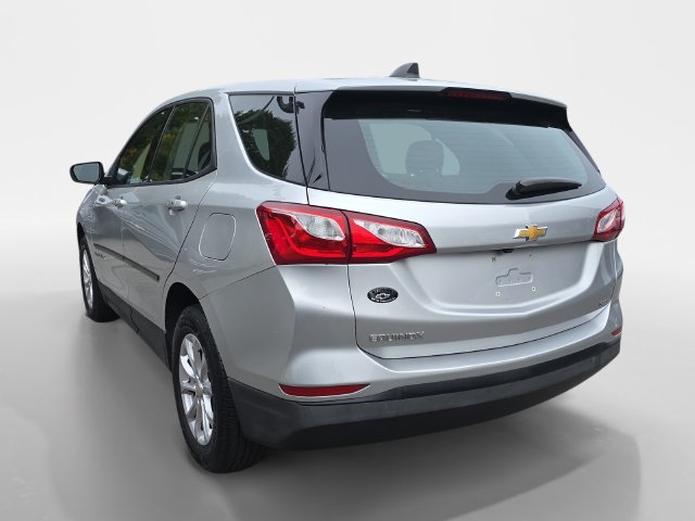 Used 2019 Chevrolet Equinox LS AWD/4WD image 14