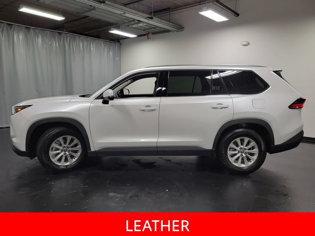 Used 2026 Toyota Grand Highlander AWD image 5