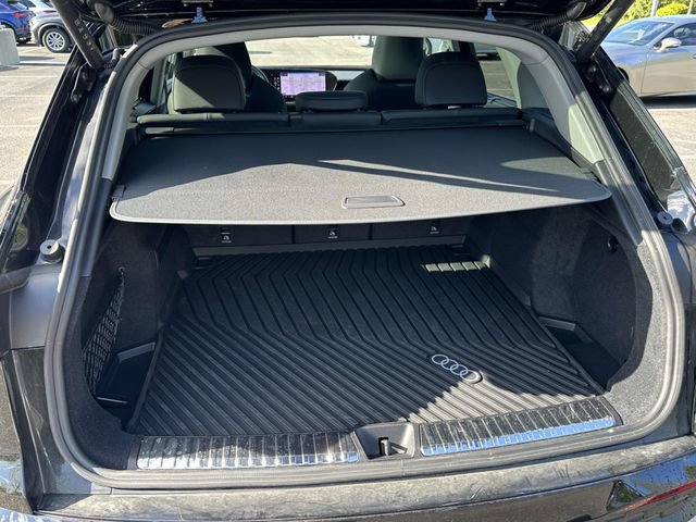 Certified 2025 Audi Q5 Premium w/ Premium Plus AWD/4WD image 13