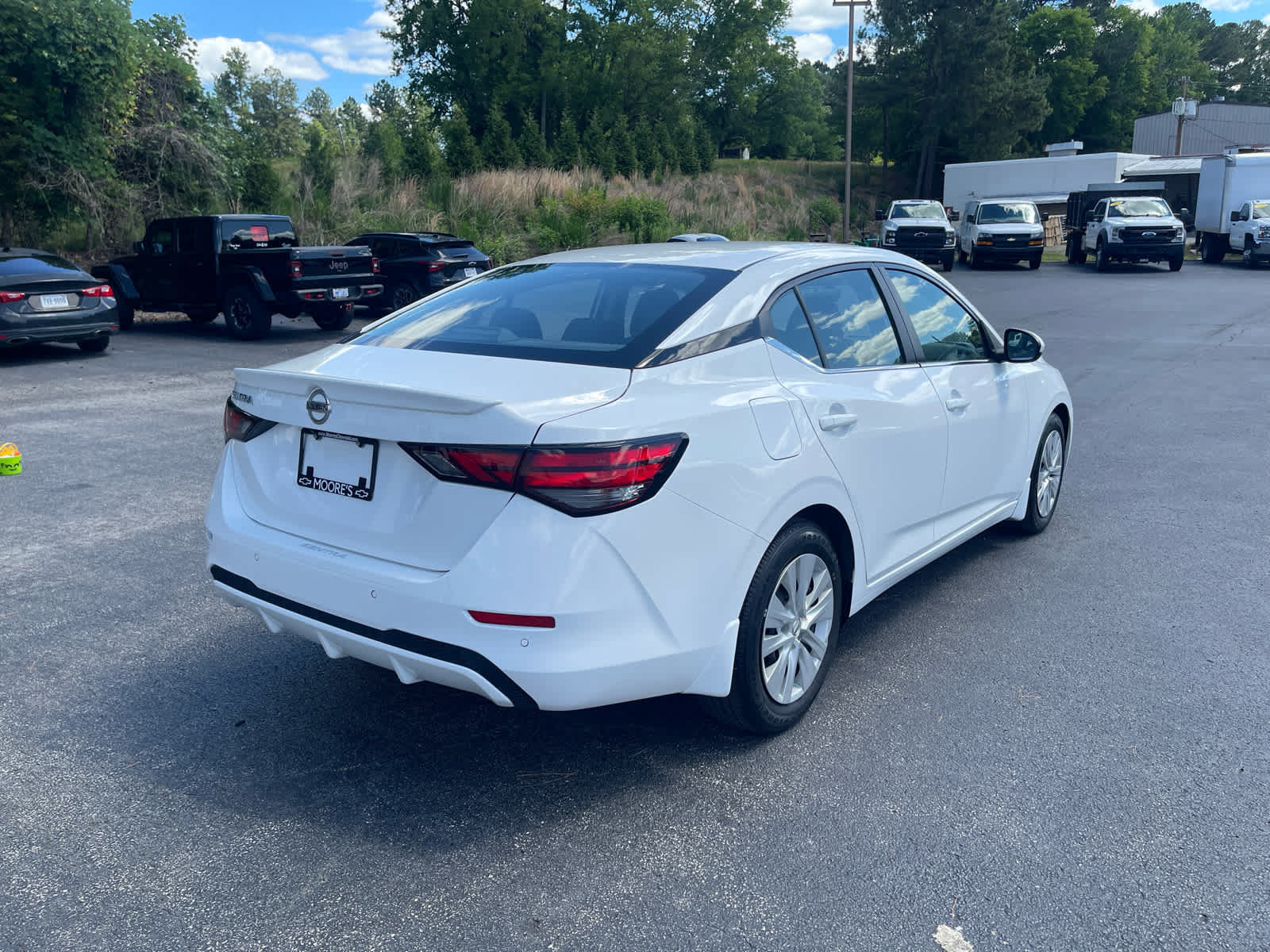 Used 2023 Nissan Sentra S w/ Electronics Package FWD image 6