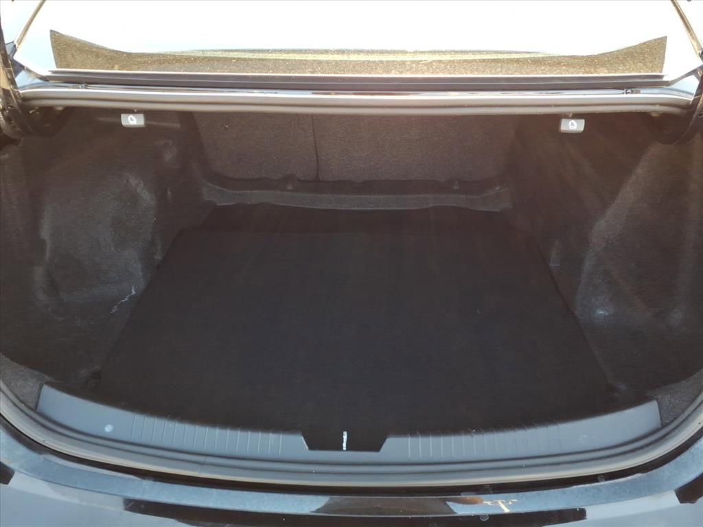 Used 2020 Chevrolet Malibu LT image 35