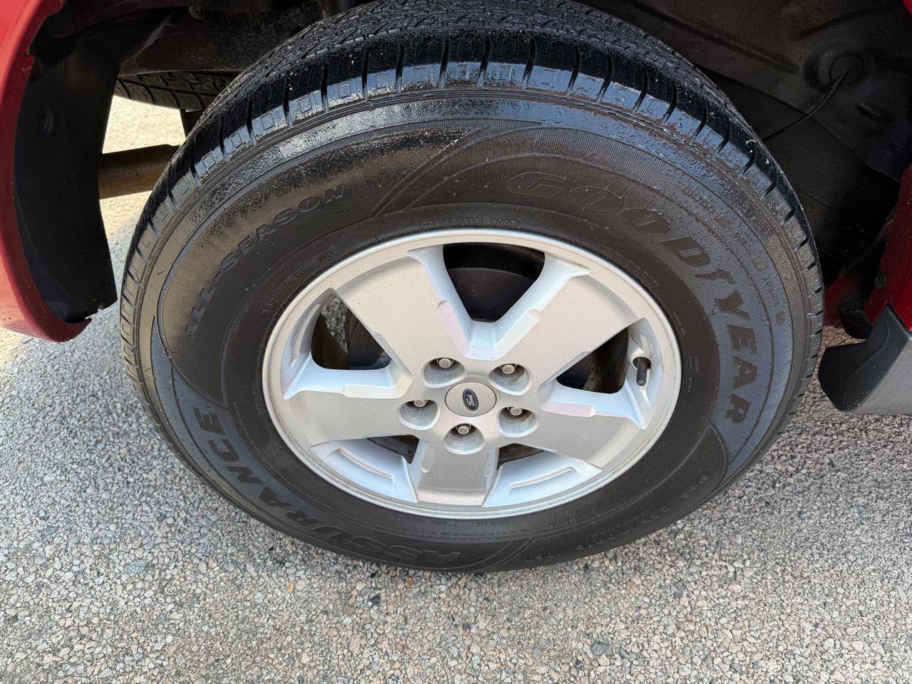 Used 2008 Ford Escape XLT AWD/4WD image 9