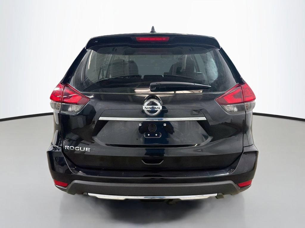 Used 2017 Nissan Rogue S FWD image 8