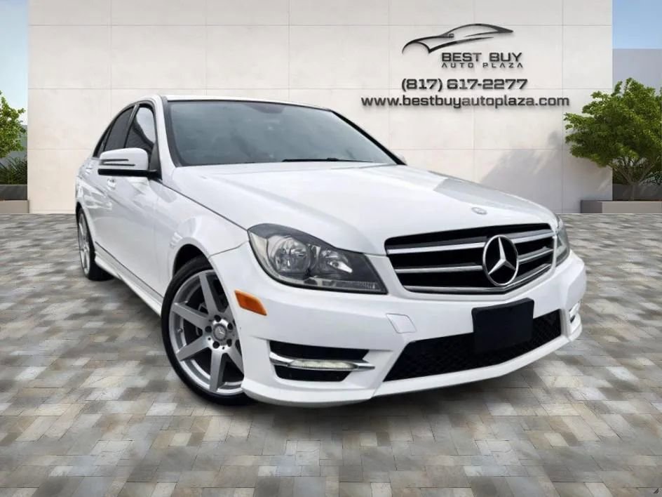 Used 2014 Mercedes-Benz C 250 Sedan w/ 18" AMG 7-Spoke Alloy Package