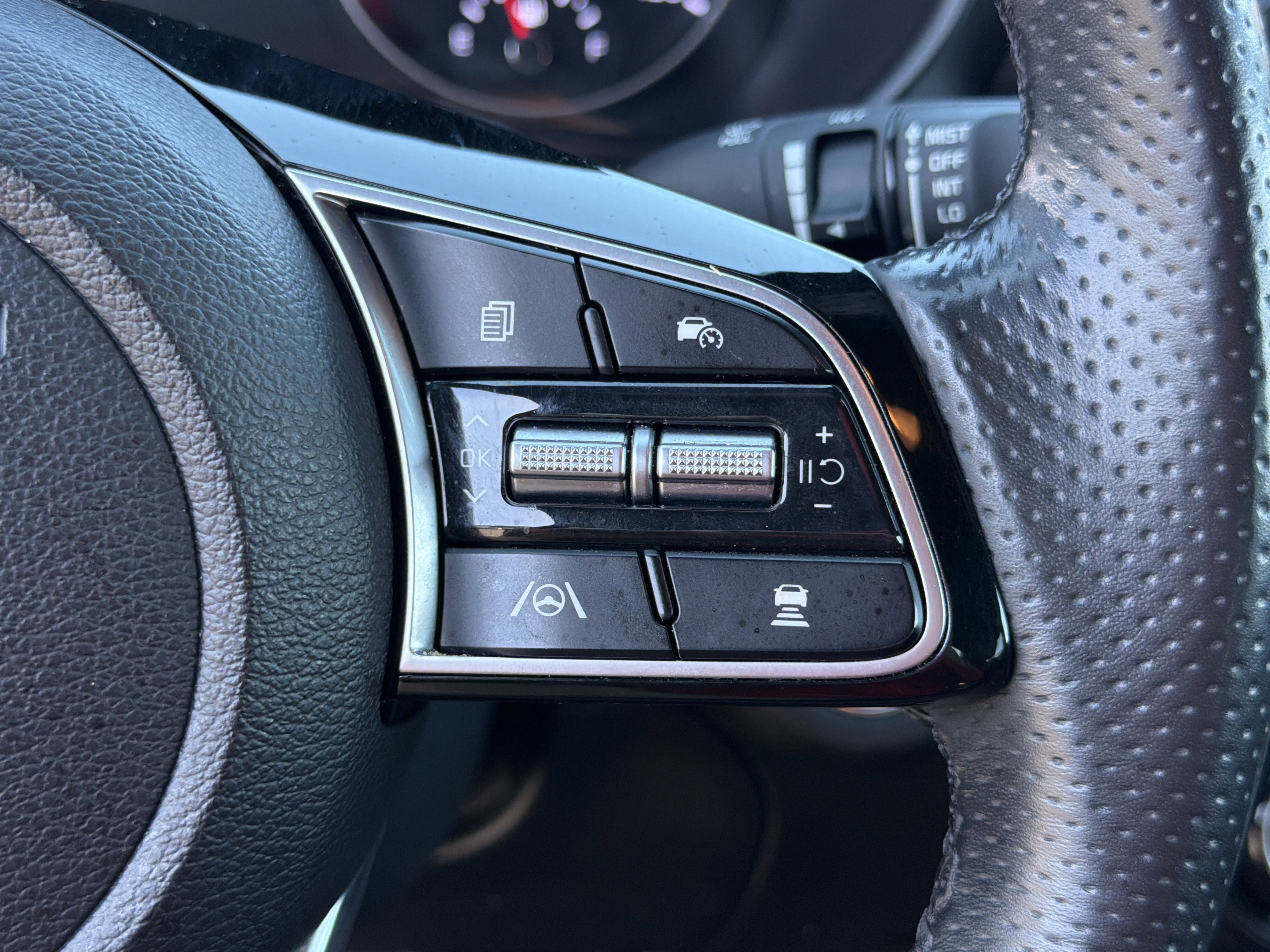 Used 2024 Kia Forte GT-Line image 24