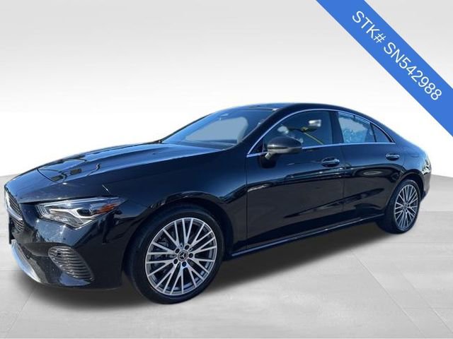 Used 2025 Mercedes-Benz CLA 250 4MATIC image 3