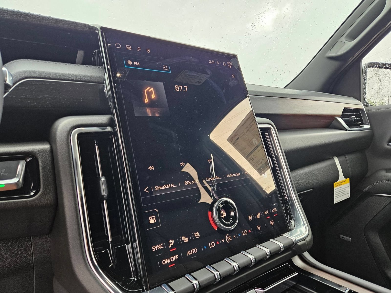 New 2026 GMC Yukon Denali AWD/4WD image 18