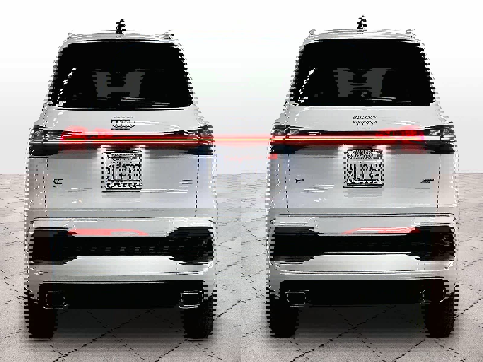 Certified 2025 Audi Q5 Prestige image 7