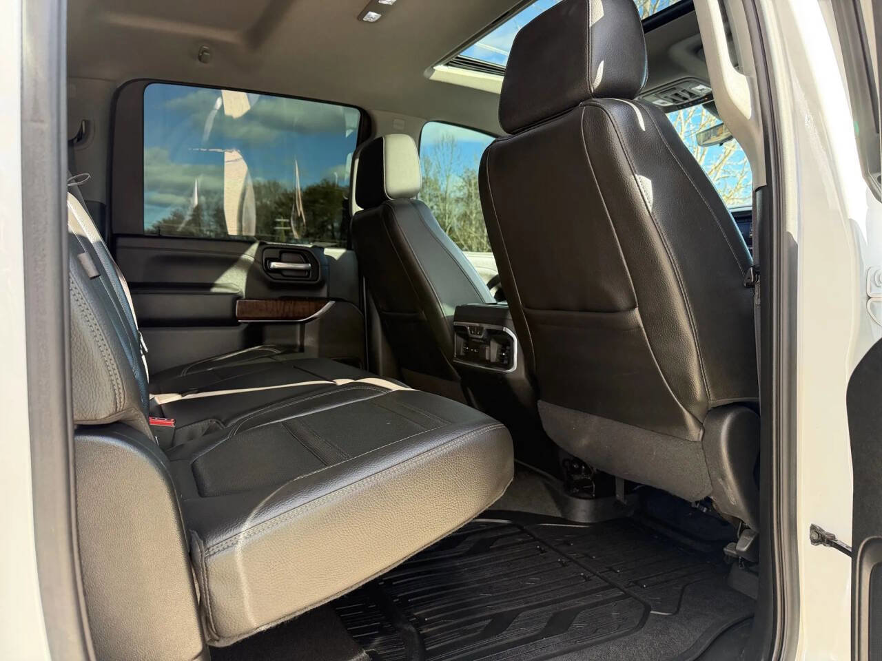 Used 2020 GMC Sierra 2500 Denali w/ Denali Ultimate Package image 21