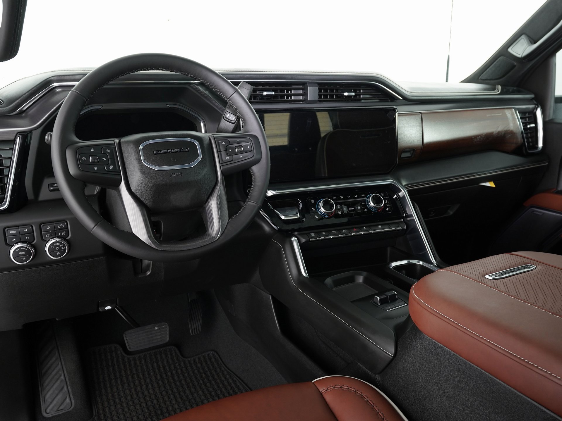 Used 2025 GMC Sierra 3500 Denali Ultimate image 17