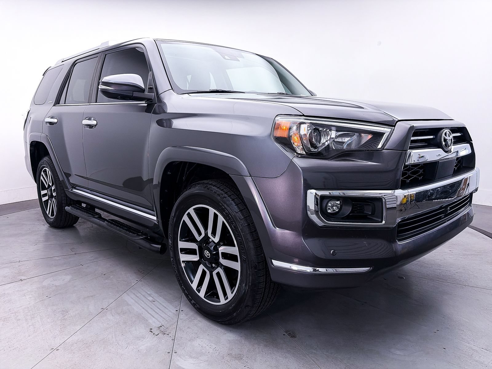Used 2022 Toyota 4Runner Limited AWD/4WD image 11