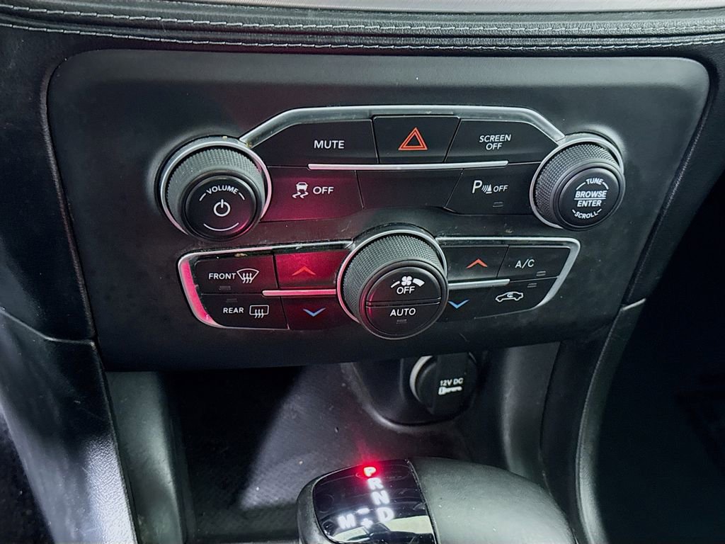 Used 2023 Dodge Charger SXT w/ Plus Group image 7
