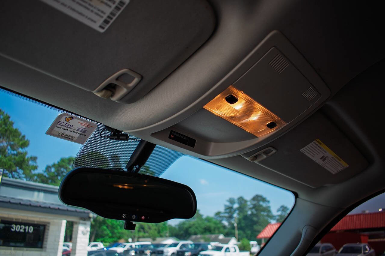 Used 2011 Chevrolet Tahoe LS RWD image 25
