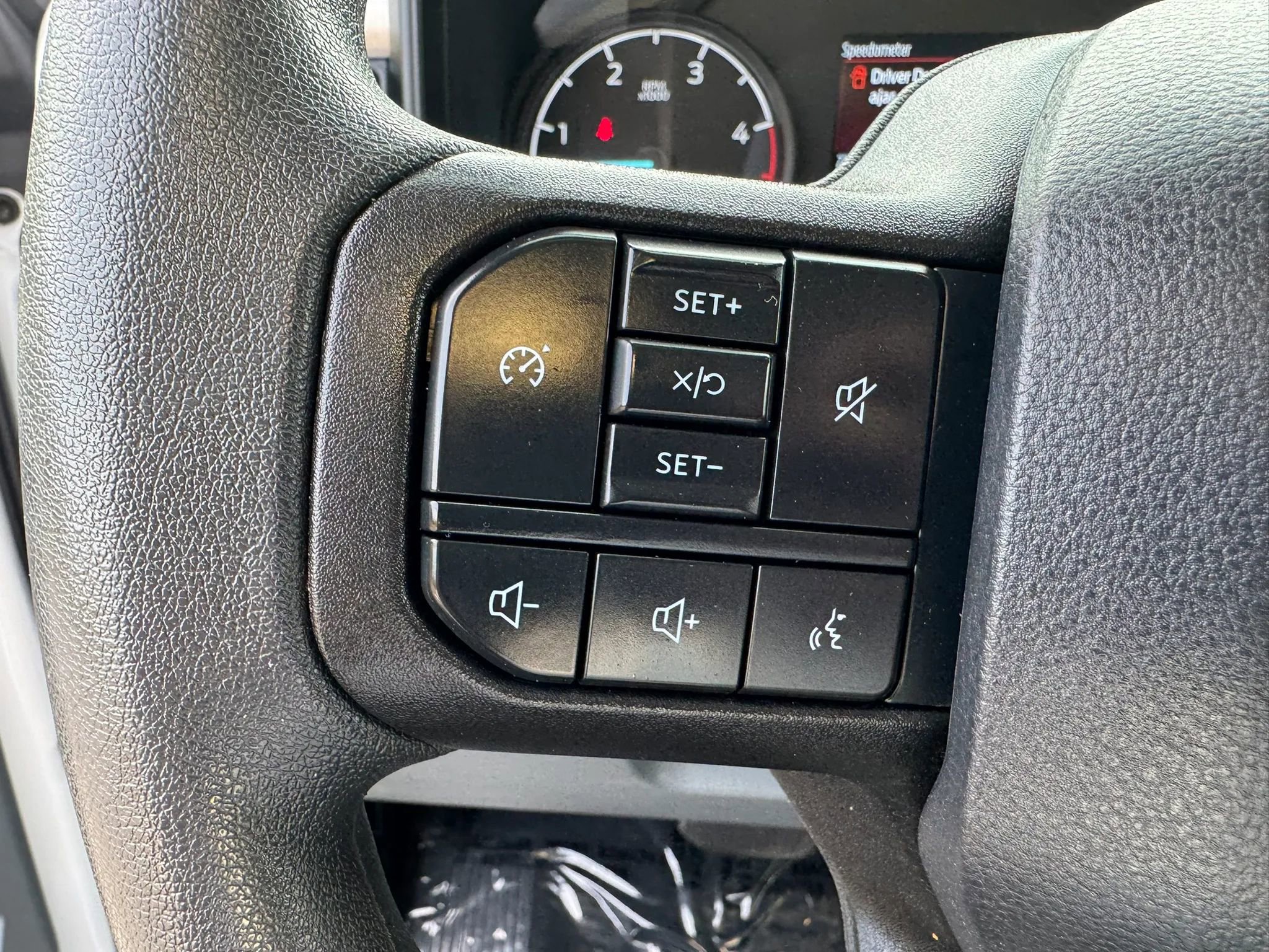 Used 2025 Ford F250 XLT AWD/4WD image 15